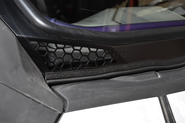 Voodoo Riders 2025+ Pro Xp/Turbo R/Pro R Full Glass Windshield (Updated)