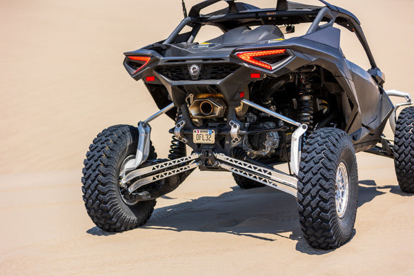 Can-Am Maverick R Intense Series Billet Radius Rod Kit
