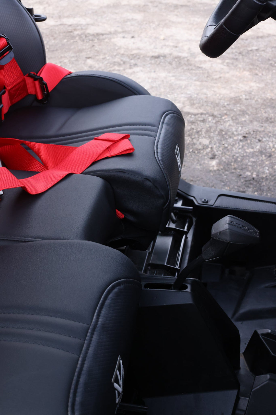 RZR 1000 XP/XP S (2024+)  Front/Rear Bench Seat W Harnesses 2 and 4 Seater