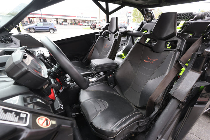 UTVMA Maverick X3 / X3 MAX Armrest with Bracket (2017+)