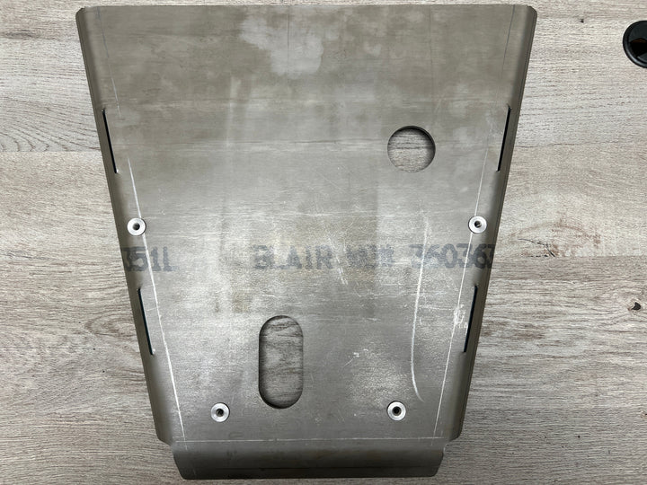 CAN AM MAVERICK R 2 SEAT REAR SKID/GUSSET PLATE